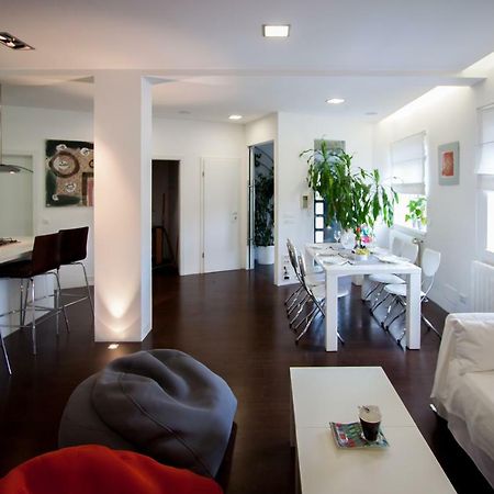 Zen & Art Suite Pula Bagian luar foto