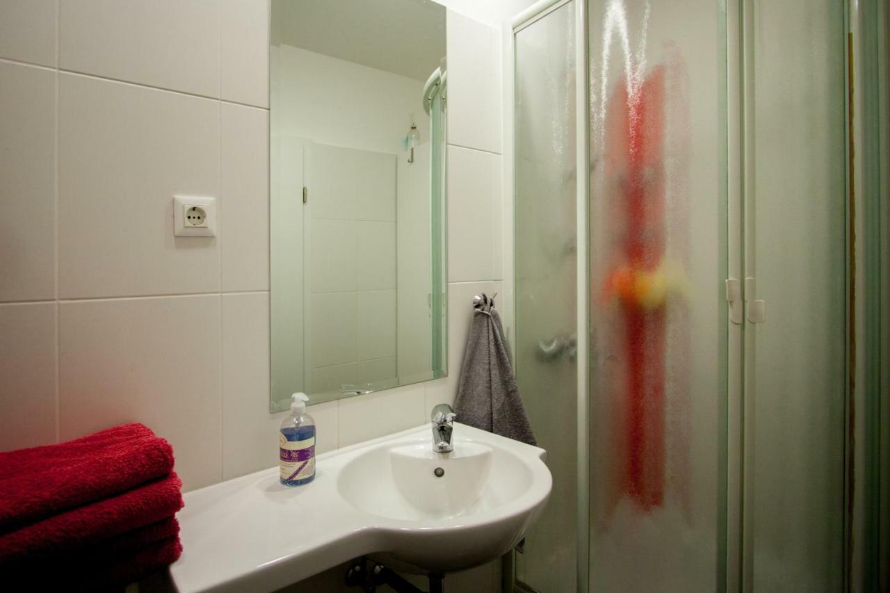 Zen & Art Suite Pula Bagian luar foto