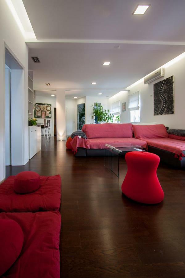 Zen & Art Suite Pula Bagian luar foto