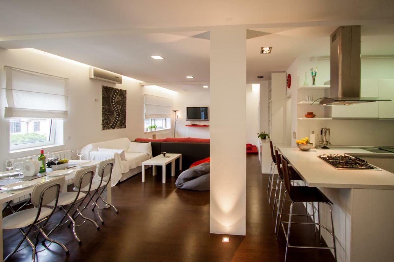Zen & Art Suite Pula Bagian luar foto